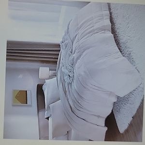 Bedsure Light Beige King Comforter 3 piece All Season Reversible 102x90"…New